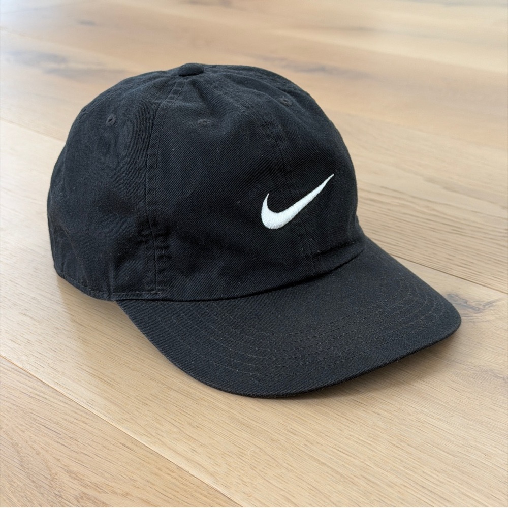 Nike Embroidered Logo Black Cap Hat